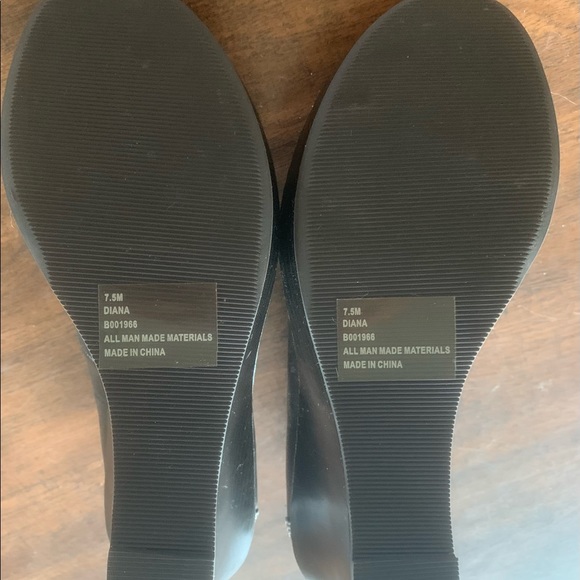 NIB, Bongo, Brown, Wedge slip-on, 7.5M - Picture 6 of 8